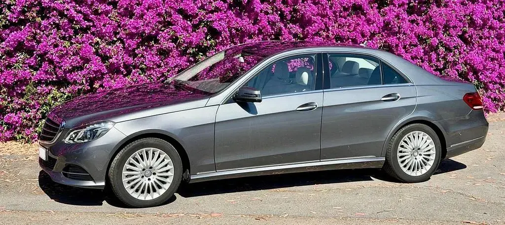 Gebraucht Mercedes E400 Business 333 PS (244 kW) 2015 Grau Limousine