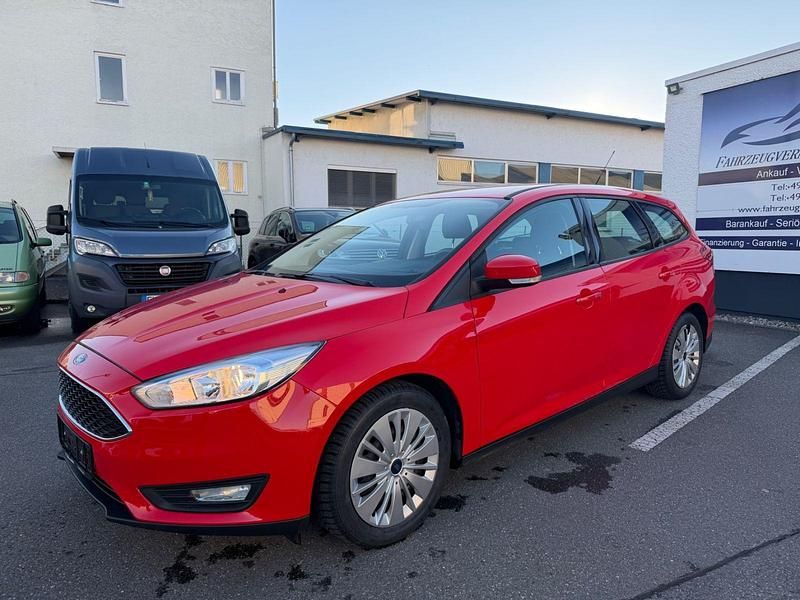 Gebraucht Ford Focus Trend 120 PS (88 kW) 2015 Rot Kombi