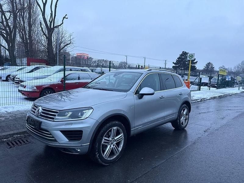 Gebraucht VW Touareg Edition 262 PS (192 kW) 2017 Silber SUV
