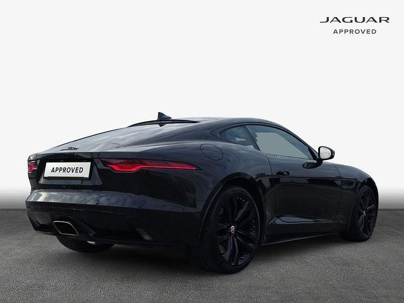 Gebraucht Jaguar F-Type R-Dynamic 304 PS (223 kW) 2022 Schwarz Coupé