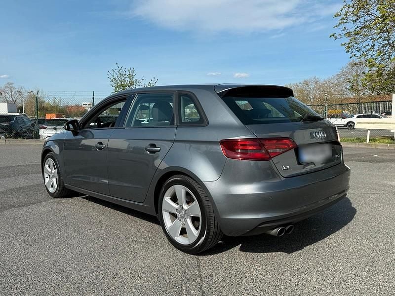 Gebraucht Audi A3 Sportback 122 PS (89 kW) 2013 Grau Kleinwagen