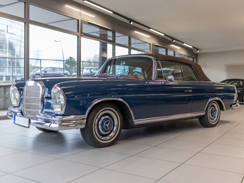 Gebraucht Mercedes 250 SE 150 PS (110 kW) 1967 Blau Cabrio