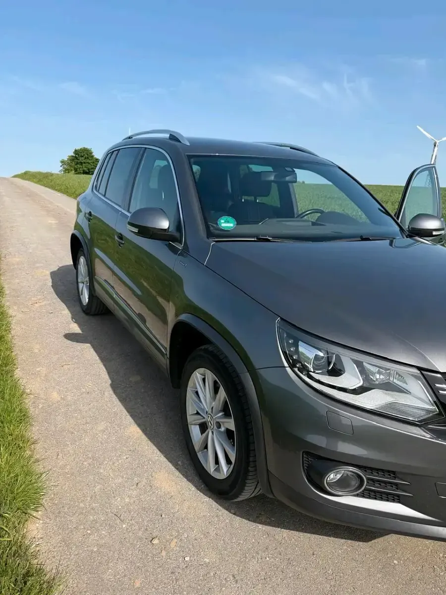 Gebraucht VW Tiguan 150 PS (110 kW) 2016 Grau SUV