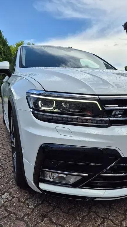Gebraucht VW Tiguan Highline 150 PS (110 kW) 2017 Weiß SUV