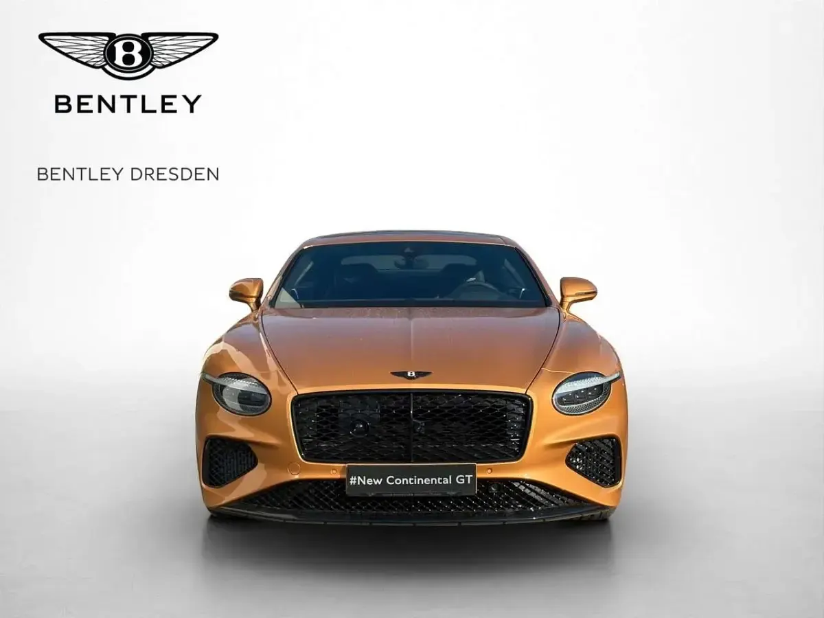 Gebraucht Bentley Continental 680 PS (500 kW) 2026 Sunburst gold Coupé