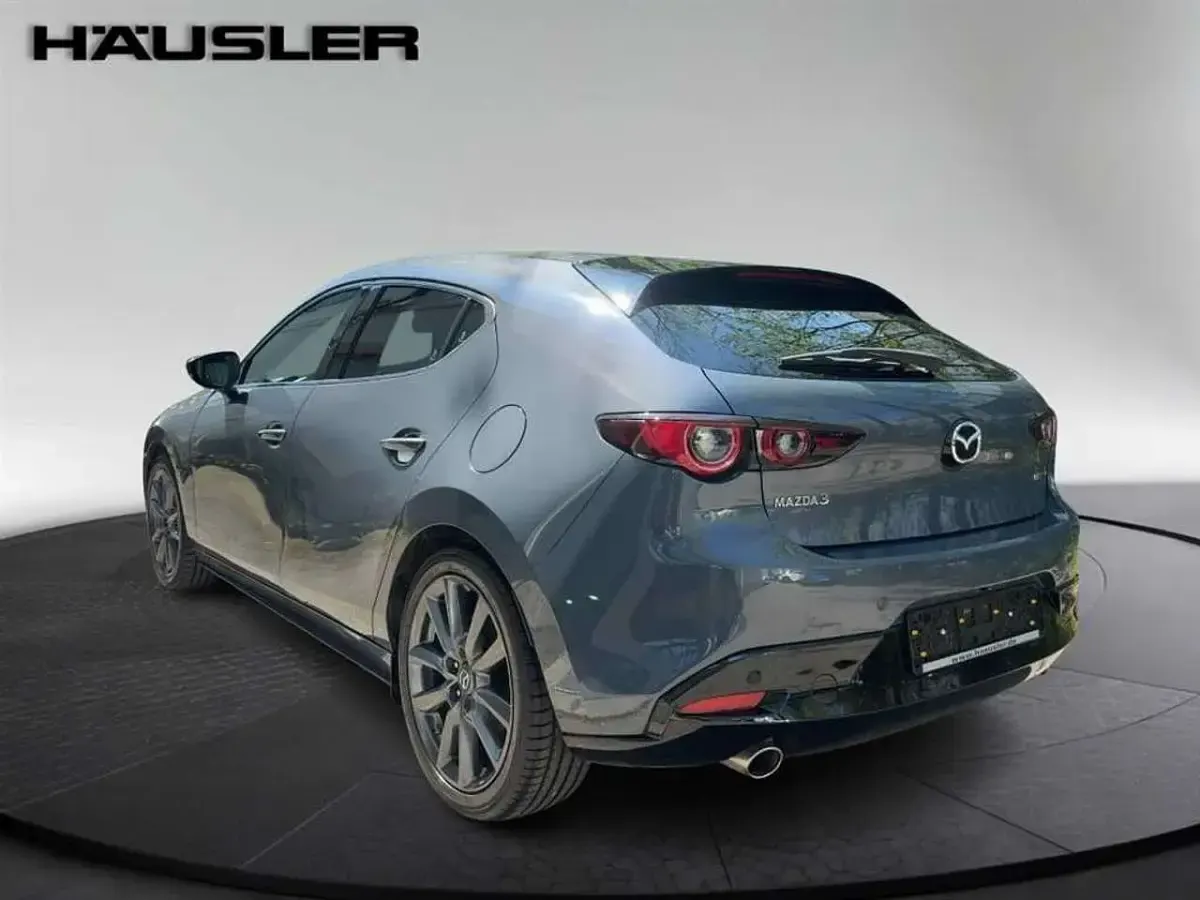 Gebraucht Mazda 3 150 PS (110 kW) 2023 Polymetal gray Limousine