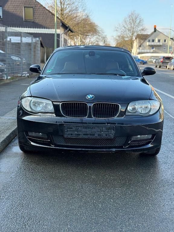 Gebraucht BMW 118 Cabriolet Advantage 143 PS (105 kW) 2008 Schwarz Cabrio
