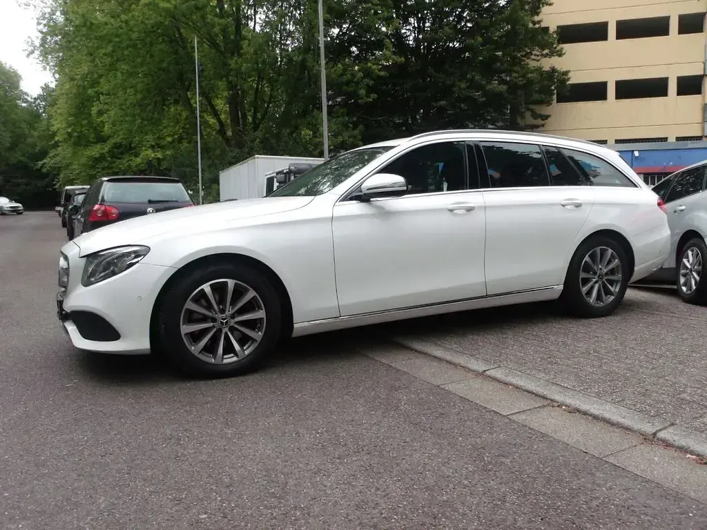 Gebraucht Mercedes E220 All-Terrain 194 PS (142 kW) 2018 Kombi