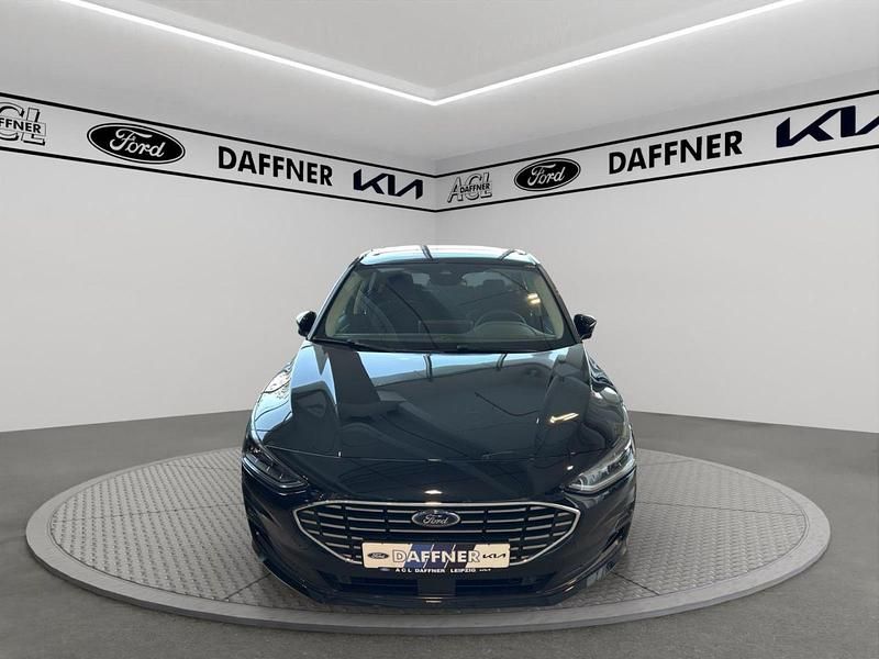 Neu Ford Focus Titanium 155 PS (114 kW) 2025 Obsidianschwarz metallic Limousine