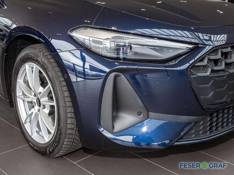 Gebraucht Audi A5 Ambiente 150 PS (110 kW) 2025 Firmamentblau metallic Coupé