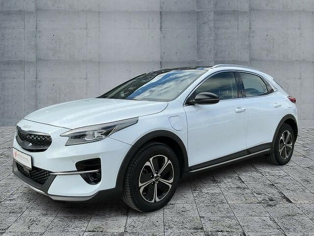 Gebraucht Kia XCeed 141 PS (103 kW) 2022 Weiß SUV