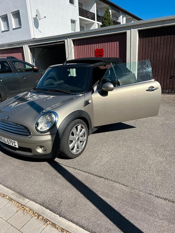 Gold Gebraucht 2010 Mini Cooper Cabriolet Cabrio | 3.999 € (Fairer Preis) - Bild 1/4