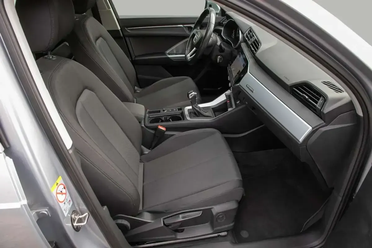 Gebraucht Audi Q3 190 PS (139 kW) 2019 Florettsilber SUV