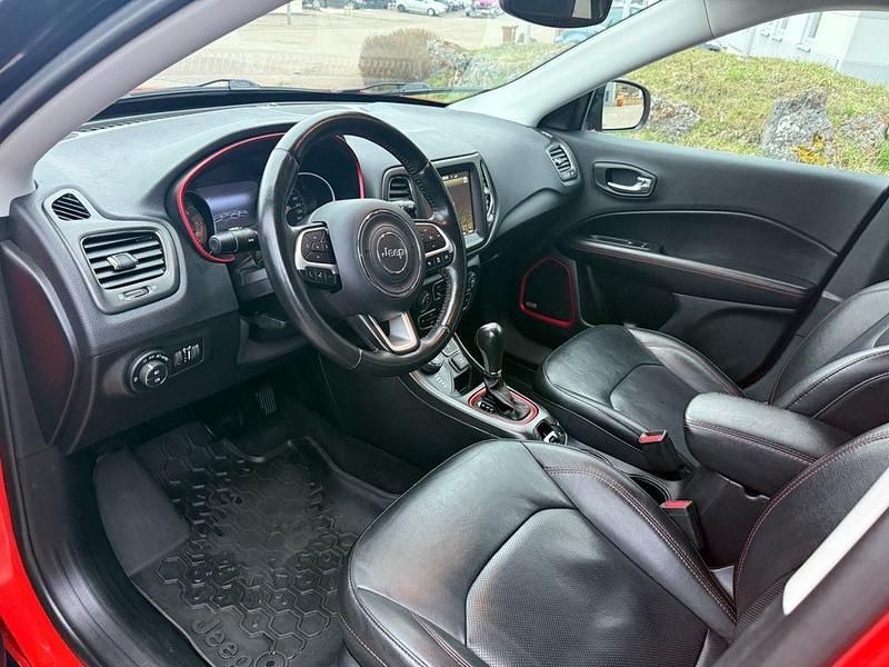 Gebraucht Jeep Compass Trailhawk 170 PS (125 kW) 2019 Orange SUV