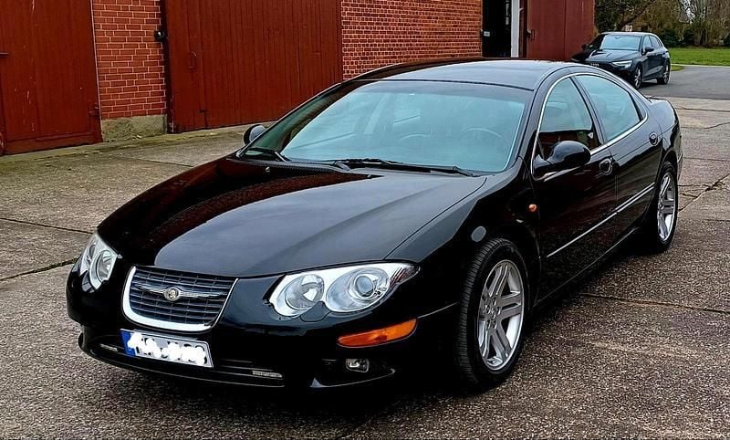 Schwarz Gebraucht 2001 Chrysler 300M Limousine | 4.750 € - Bild 1/4