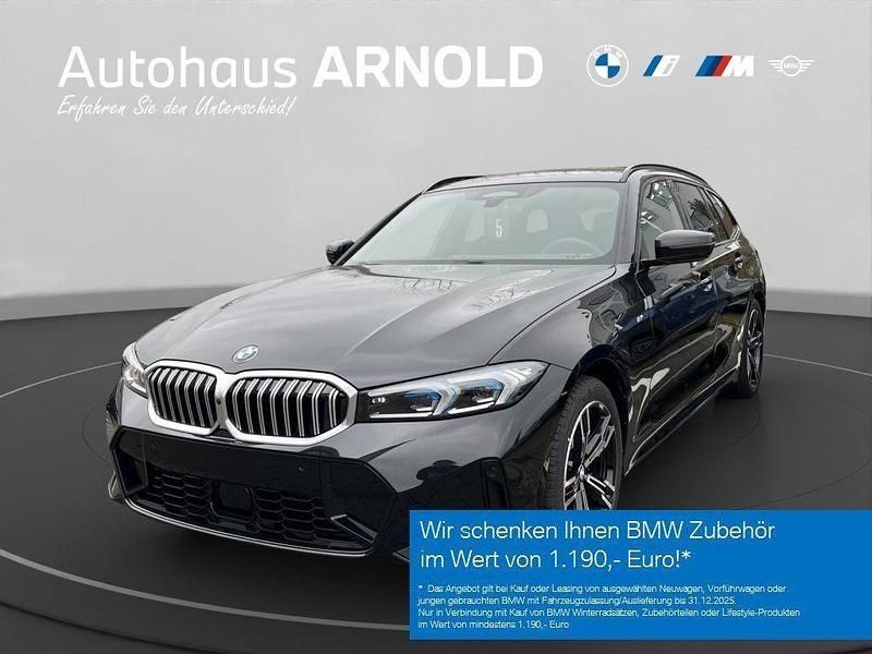 Black sapphire Gebraucht 2025 BMW 320 M Sport Kombi | 52.900 € - Bild 1/4