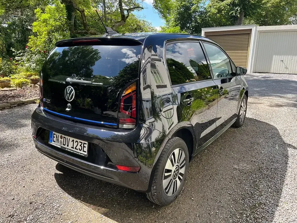 Gebraucht VW e-up! United 61 kW (83 PS) 2021 Schwarz Kleinwagen