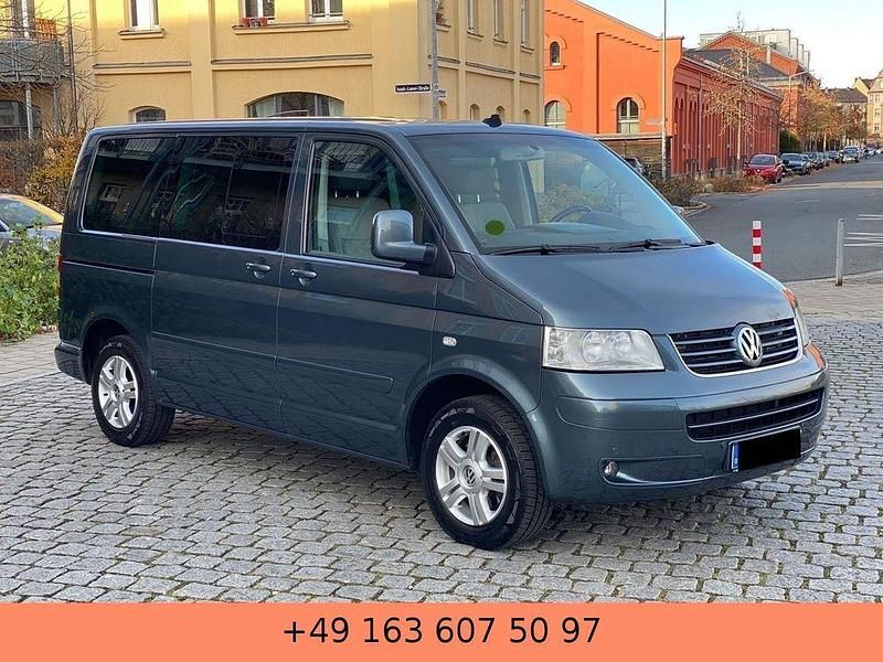 Grau Gebraucht 2004 VW Multivan Van | 15.980 € - Bild 1/4
