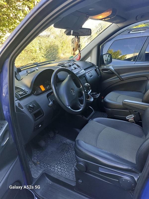 Gebraucht Mercedes Viano 2013 Blau Van / Kleinbus