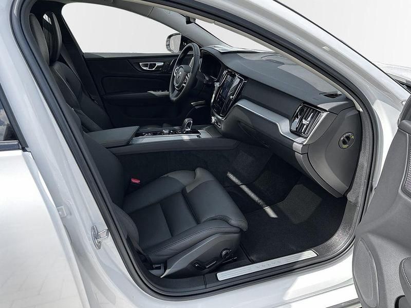 Brugt Volvo V60 Plus 197 HK (144 kW) 2025 Hvid Stationcar