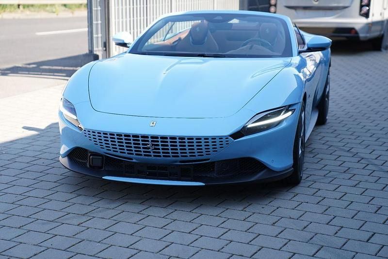 Neu Ferrari Roma 620 PS (456 kW) 2025 Blau Coupé