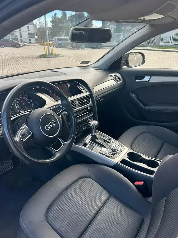 Gebraucht Audi A4 Ambiente 211 PS (155 kW) 2013 Schwarz Limousine