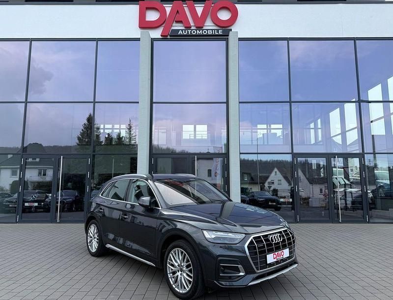 Grau Gebraucht 2022 Audi Q5 Advanced SUV | 34.491 € (Guter Preis) - Bild 1/4
