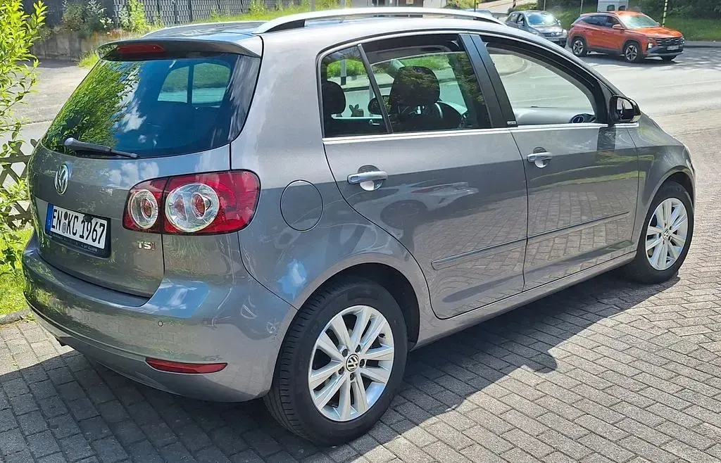Gebraucht VW Golf Plus Cross Style 122 PS (89 kW) 2011 Silber Van / Kleinbus