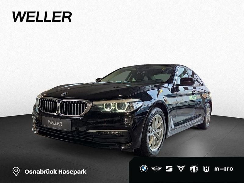 Schwarz ii (schwarz) Gebraucht 2018 BMW 520 Comfort Edition Limousine | 26.950 € (Etwas zu teuer) - Bild 1/4