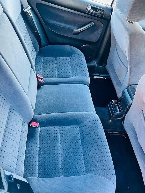 Gebraucht VW Golf IV 101 PS (74 kW) 2000 Grau Kleinwagen