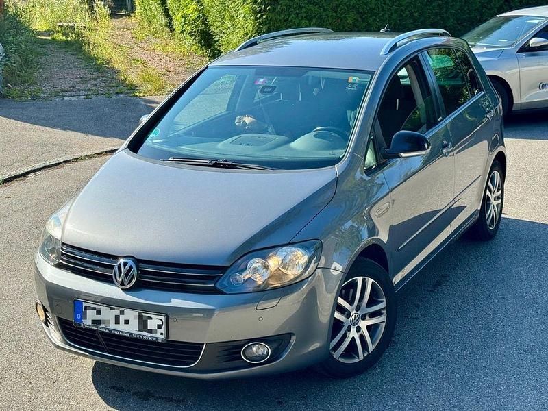Grau Gebraucht 2012 VW Golf Plus Cross Style Van / Kleinbus | 4.990 € (Fairer Preis) - Bild 1/4