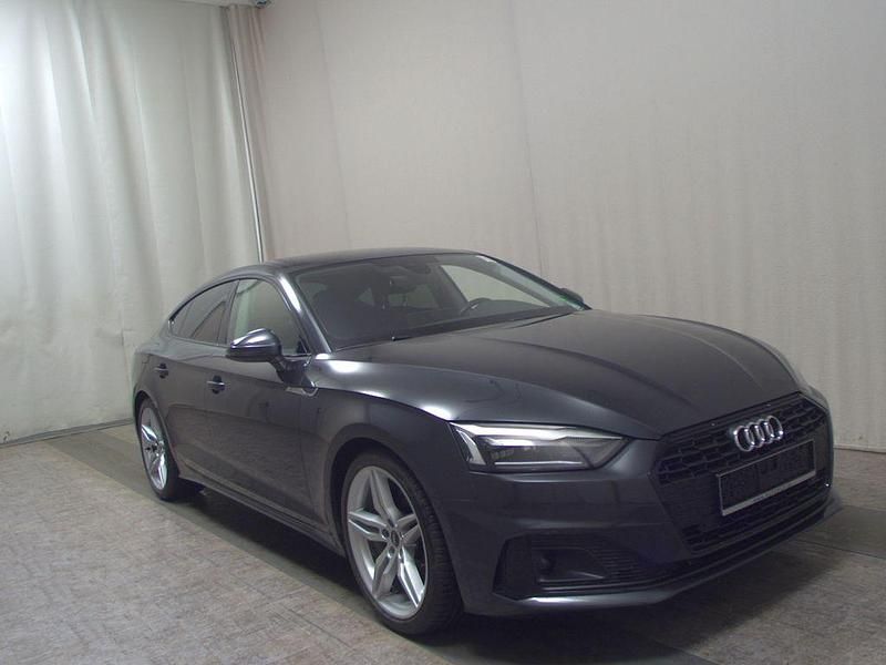 Gebraucht Audi A5 Sportback Advanced 163 PS (119 kW) 2022 Manhattangrau metallic Kleinwagen