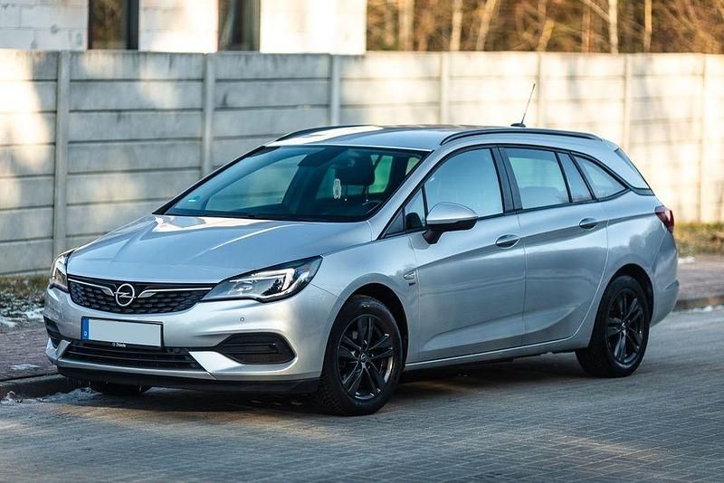 Gebraucht Opel Astra 145 PS (106 kW) 2020 Silber Kombi
