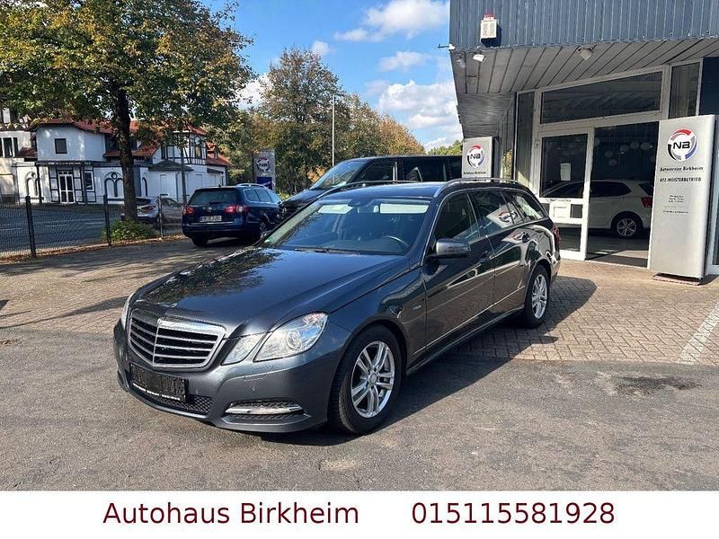 Grau Gebraucht 2012 Mercedes E300 Limousine | 8.400 € (Guter Preis) - Bild 1/4