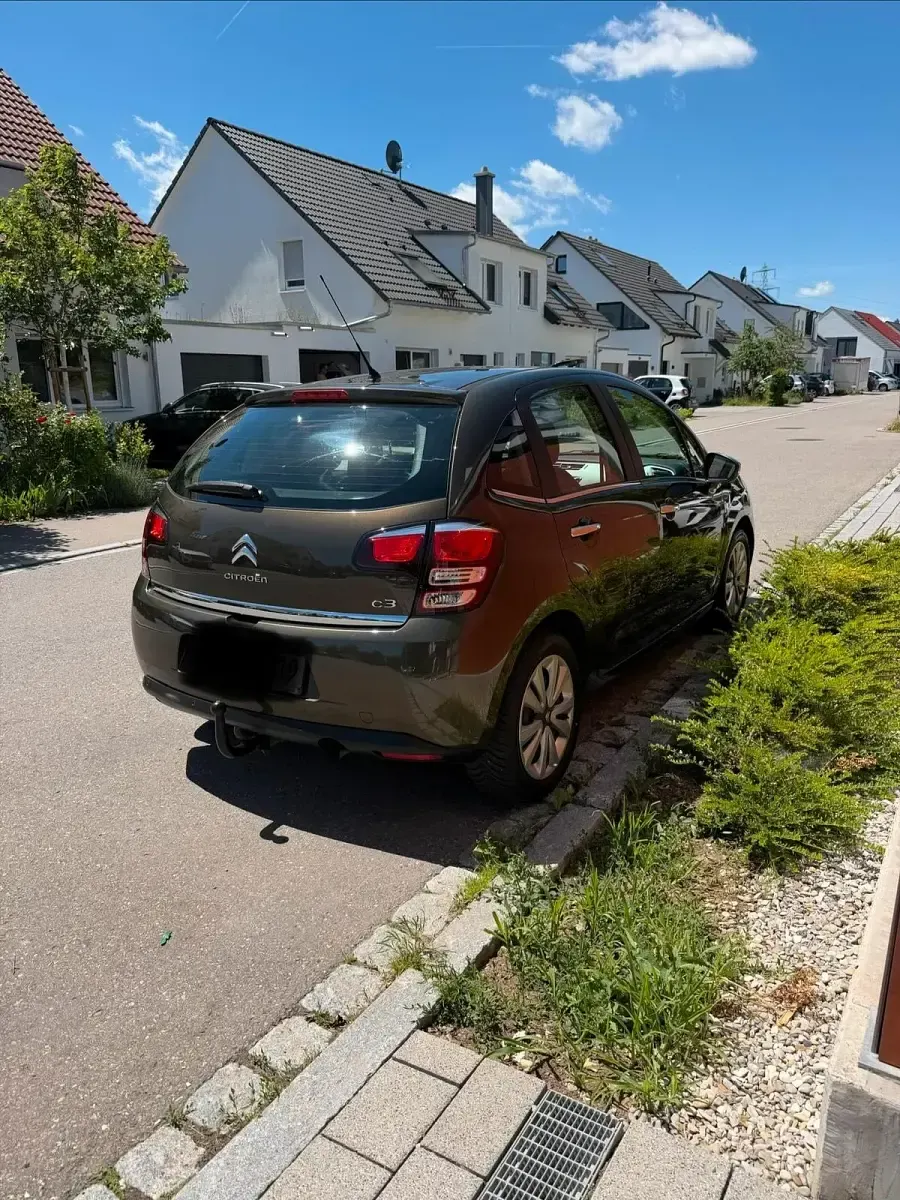 Gebraucht Citroën C3 82 PS (60 kW) 2013 Braun Limousine