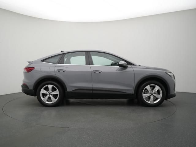Gebraucht Audi Q4 e-tron 125 kW (170 PS) 2023 Kieselgrau SUV