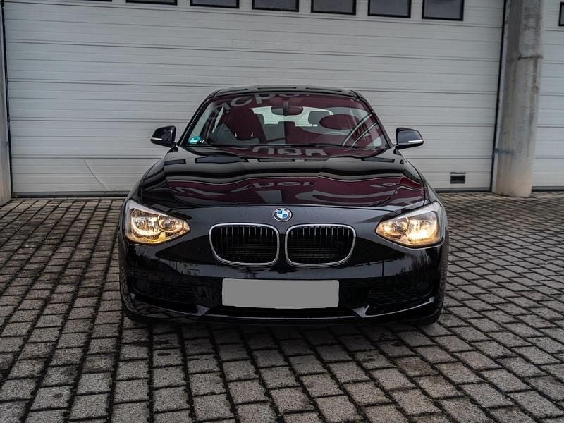 Gebraucht BMW 116 136 PS (100 kW) 2013 Schwarz Kleinwagen