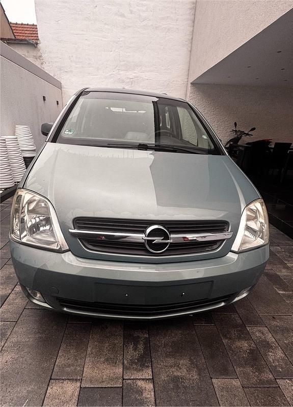 Grau Gebraucht 2005 Opel Meriva Van / Kleinbus | 500 € (Superpreis) - Bild 1/4
