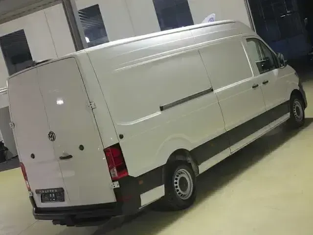 Gebraucht VW Crafter 177 PS (130 kW) 2025 Candy white Van