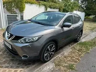Gebraucht Nissan Qashqai Premium Edition 116 PS (85 kW) 2015 Grau SUV
