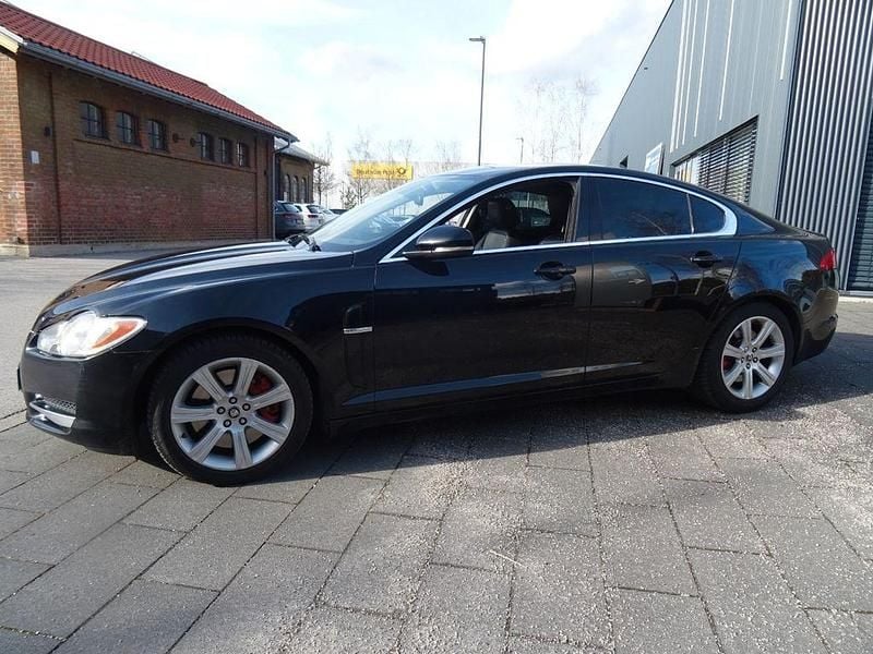 Gebraucht Jaguar XF 211 PS (155 kW) 2010 Schwarz Limousine