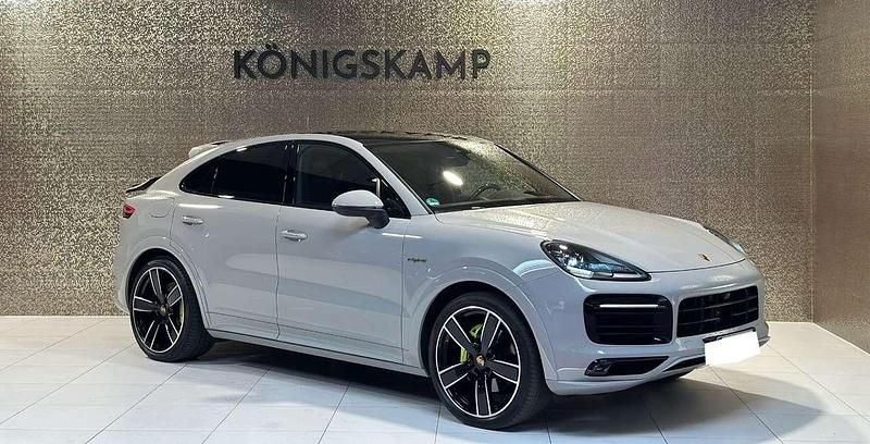Grau Gebraucht 2024 Porsche Cayenne Coupe Platinum Edition Coupé | 114.990 € - Bild 1/4