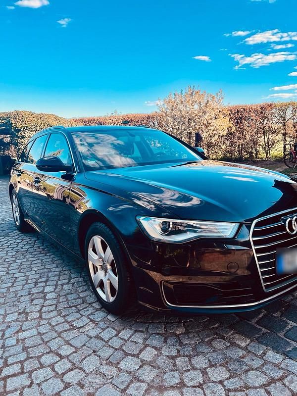 Gebraucht Audi A6 150 PS (110 kW) 2016 Schwarz Kombi