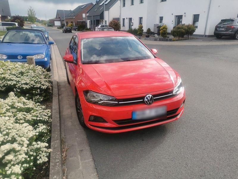 Gebraucht VW Polo Active 90 PS (66 kW) 2021 Rot Kleinwagen