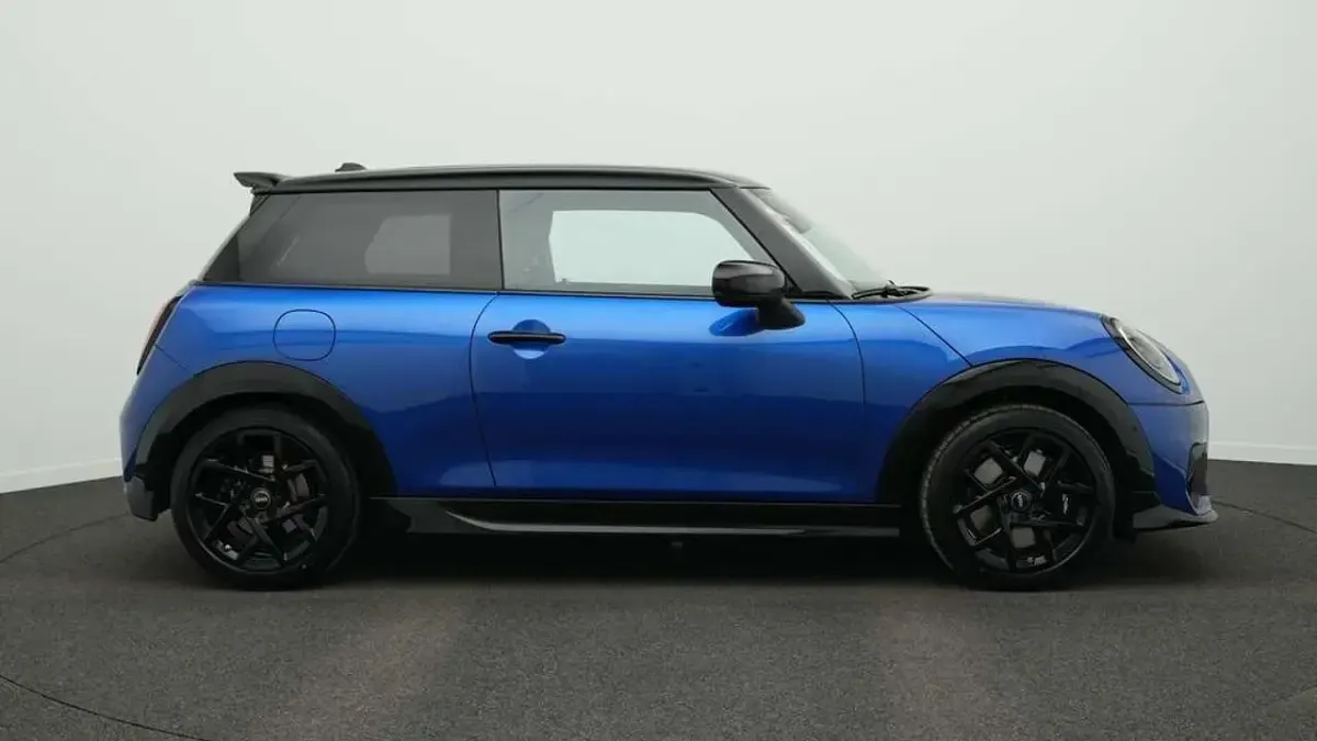 Gebraucht Mini John Cooper Works 156 PS (114 kW) 2025 Blau Kleinwagen