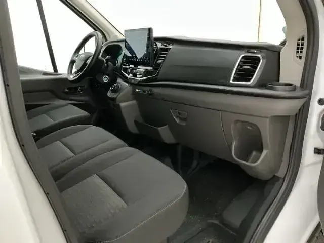 Gebraucht Ford Transit Trend 135 kW (184 PS) 2025 Frostweiß Limousine