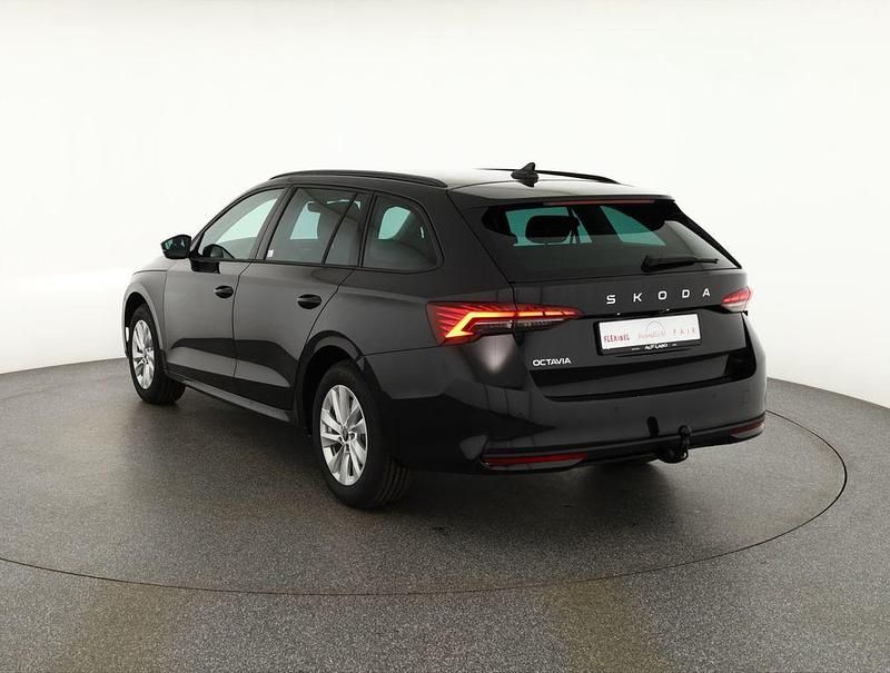Neu Skoda Octavia 150 PS (110 kW) 2025 Schwarz Kombi