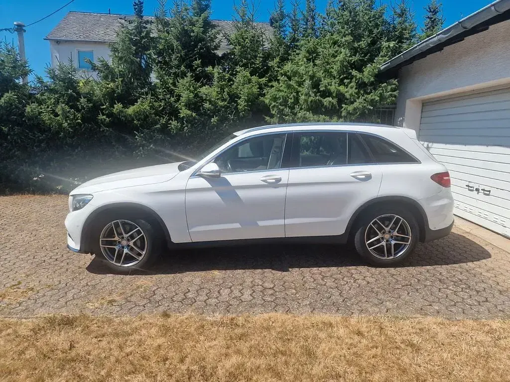 Gebraucht Mercedes GLC220 170 PS (125 kW) 2016 Weiß SUV