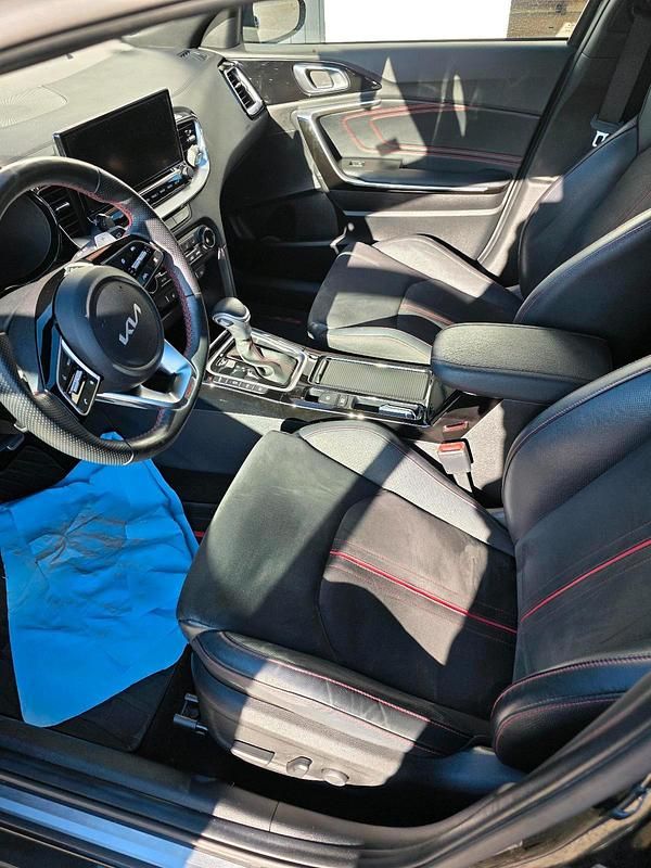 Gebraucht Kia ProCeed GT 204 PS (150 kW) 2023 Schwarz Kombi