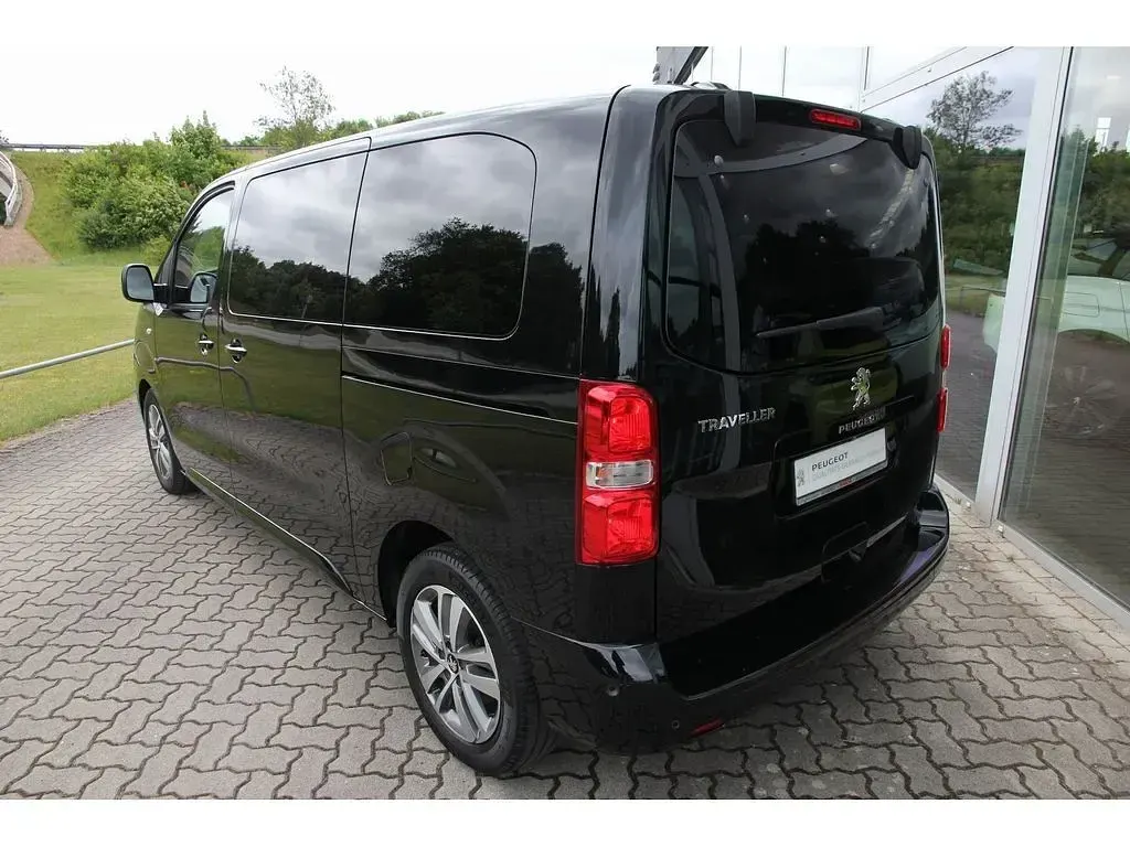 Gebraucht Peugeot Traveller Allure 177 PS (130 kW) 2022 Grau Van / Kleinbus